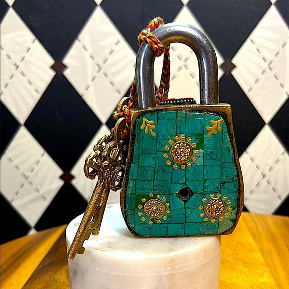 Handcrafted Owl Brass Lock – Ornate, Colorful, & Functional – 2 Keys Included - Picture 8 of 11